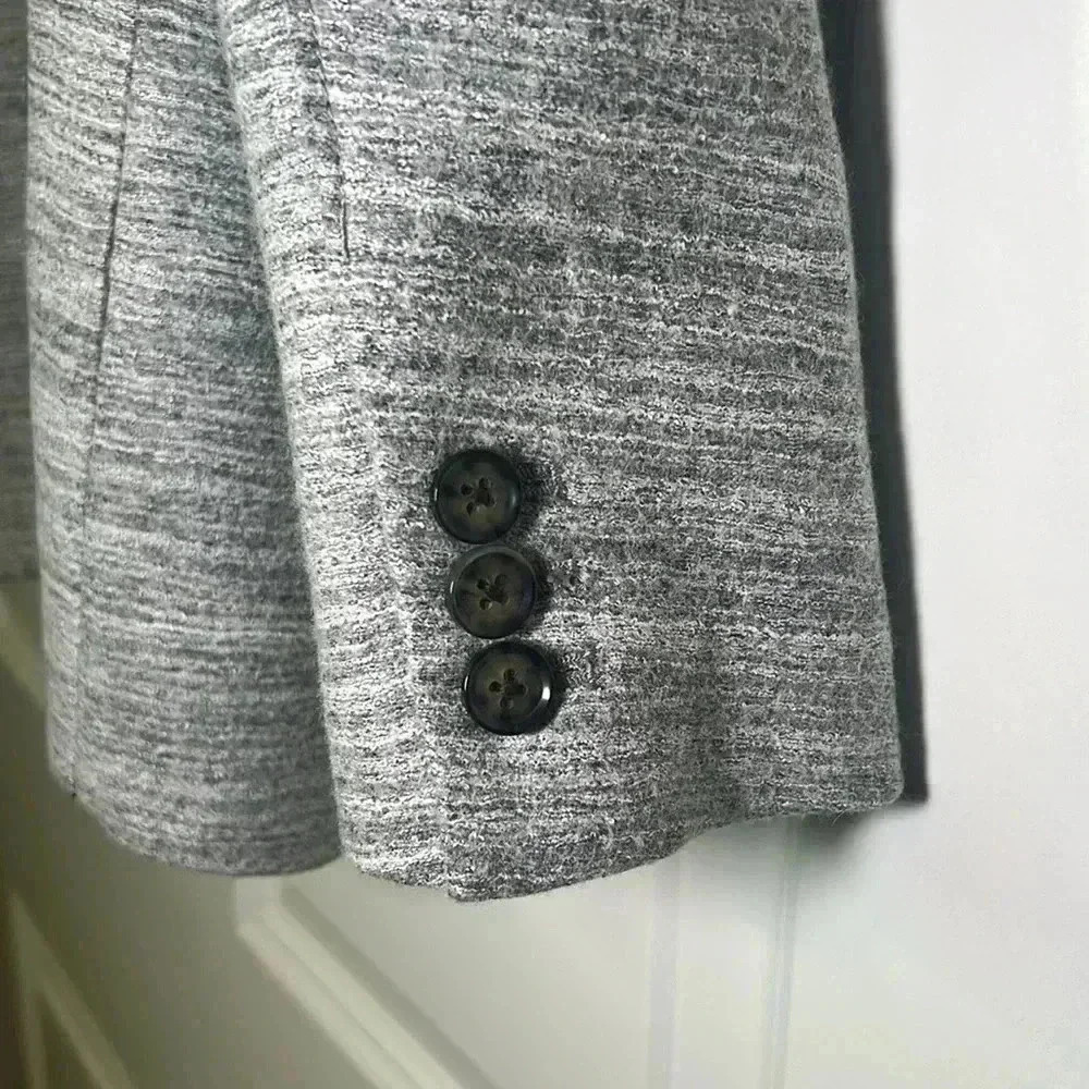 Banana Republic One Button Wool & Spandex Boucle Gray Blazer - Picture 5 of 10